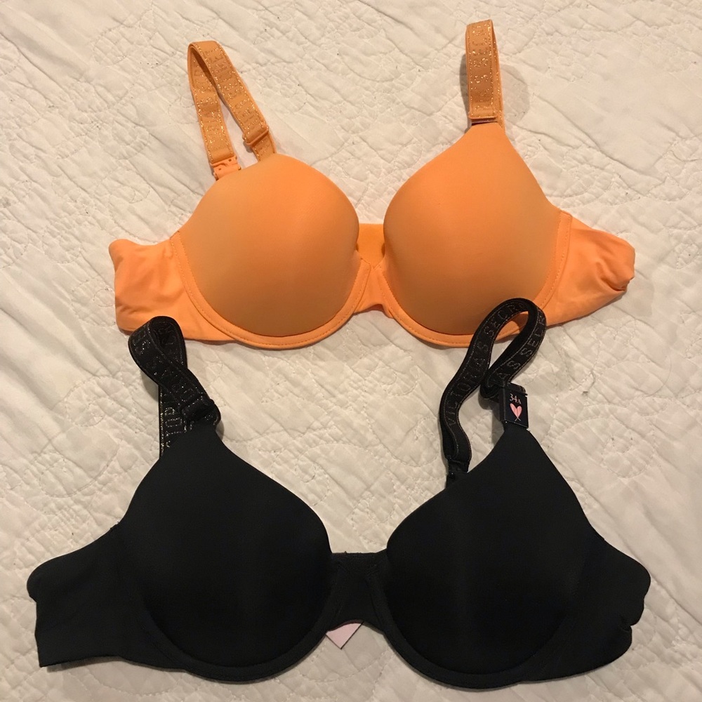 Victoria’s Secret T-shirt lightly lined bras